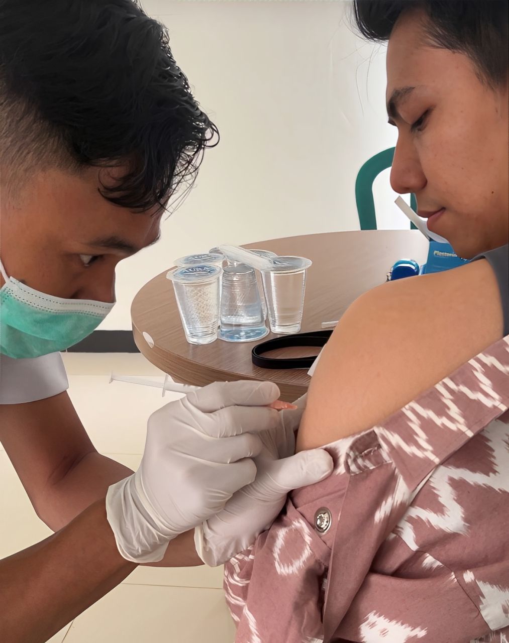 RS. Marina Permata Bagikan 100 Lebih Vaksin Influenza Gratis untuk Masyarakat Tanah Bumbu